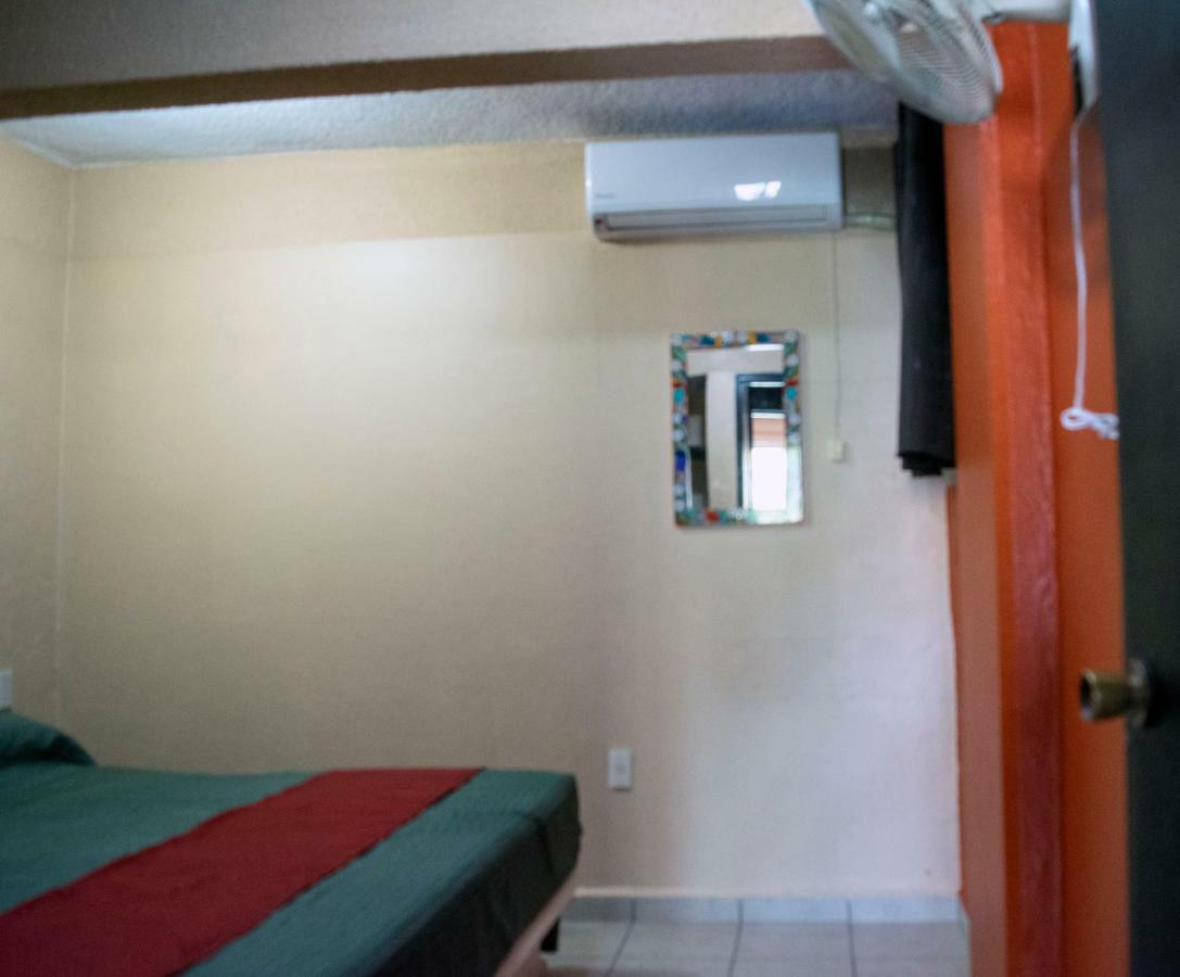 Isabel Suites Zihuatanejo Luaran gambar