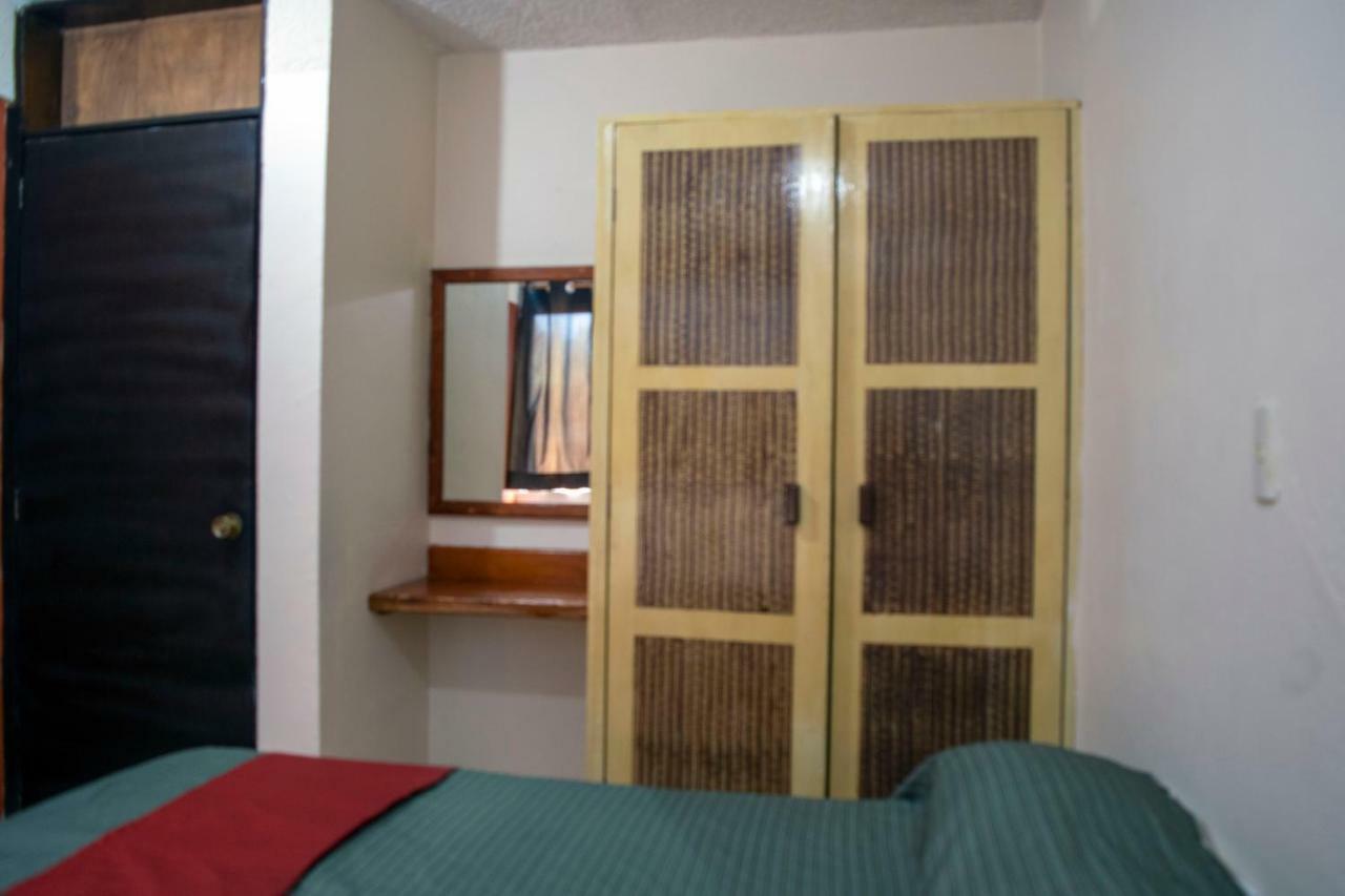 Isabel Suites Zihuatanejo Luaran gambar