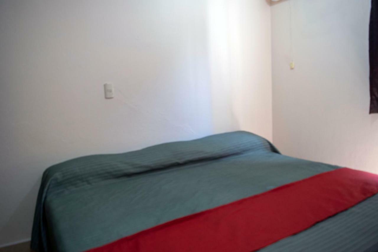 Isabel Suites Zihuatanejo Luaran gambar