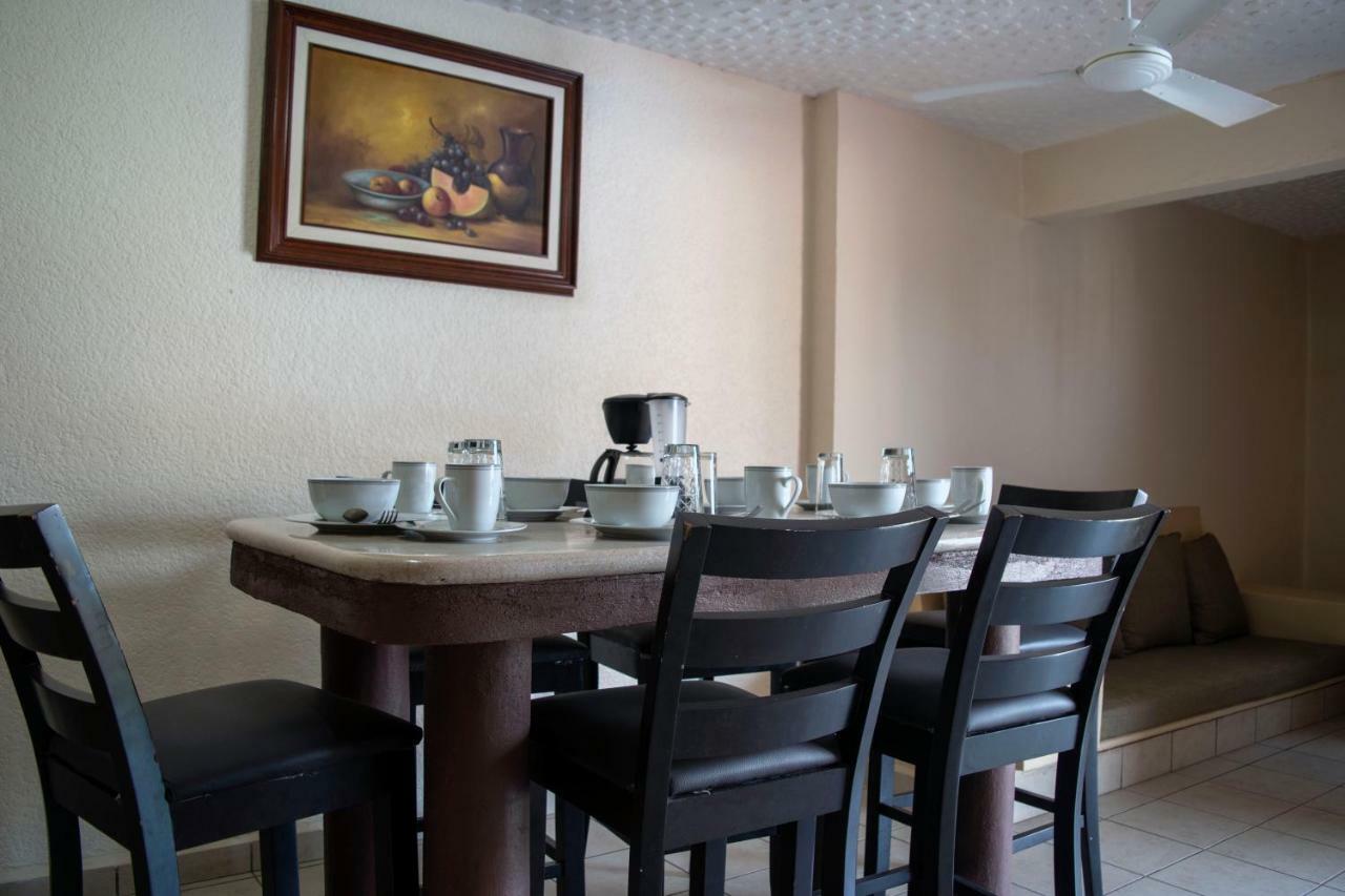 Isabel Suites Zihuatanejo Luaran gambar