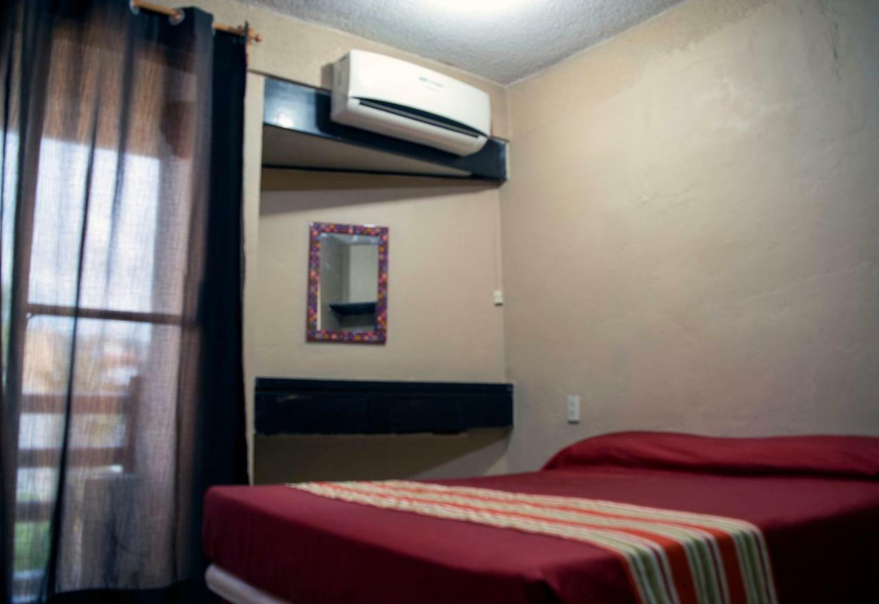 Isabel Suites Zihuatanejo Luaran gambar